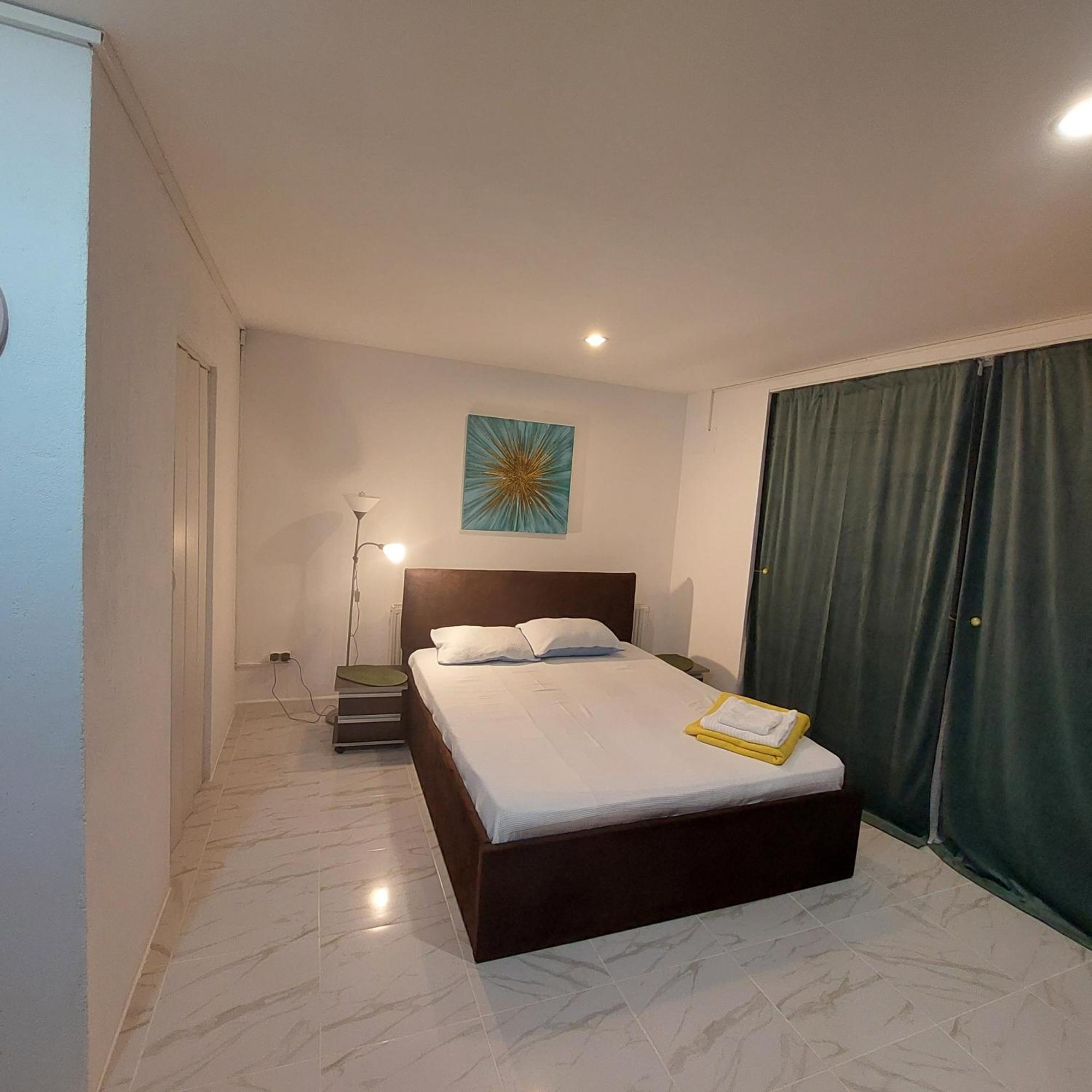 Amandalex Apartment Călimăneşti Екстериор снимка